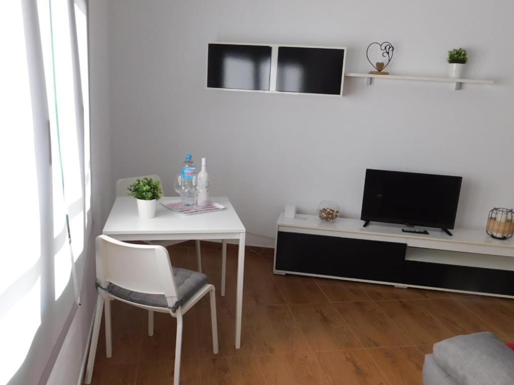Punta Mujeres Estudio Sermar מראה חיצוני תמונה